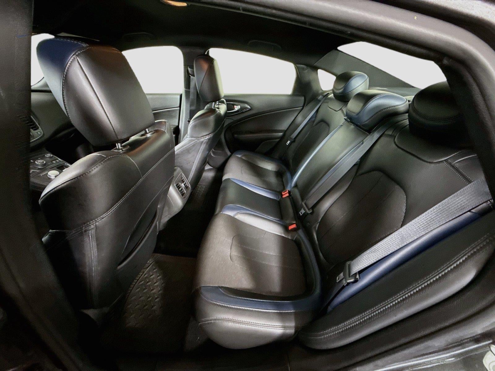 2015 Chrysler 200 S