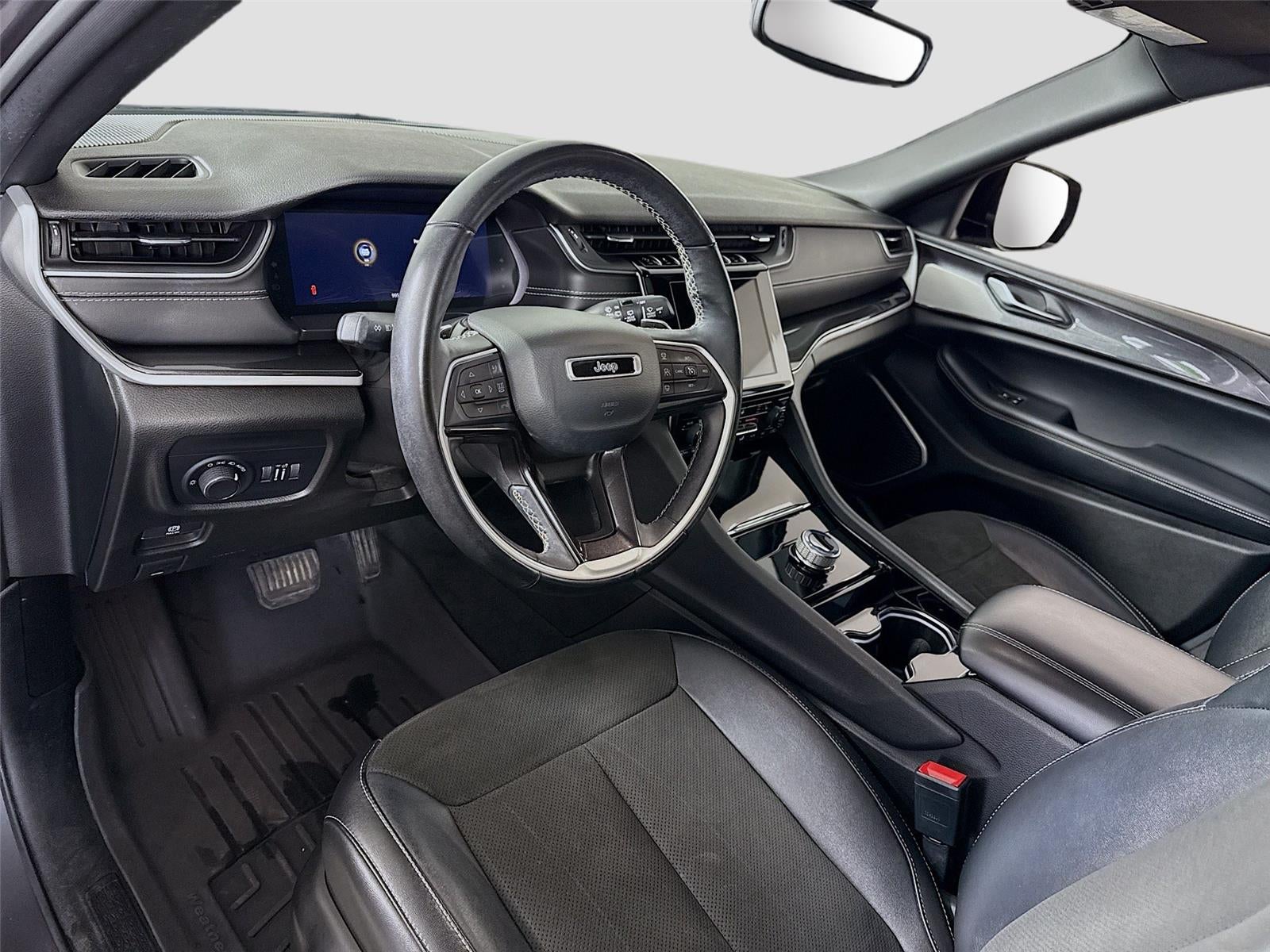 2022 Jeep Grand Cherokee Altitude