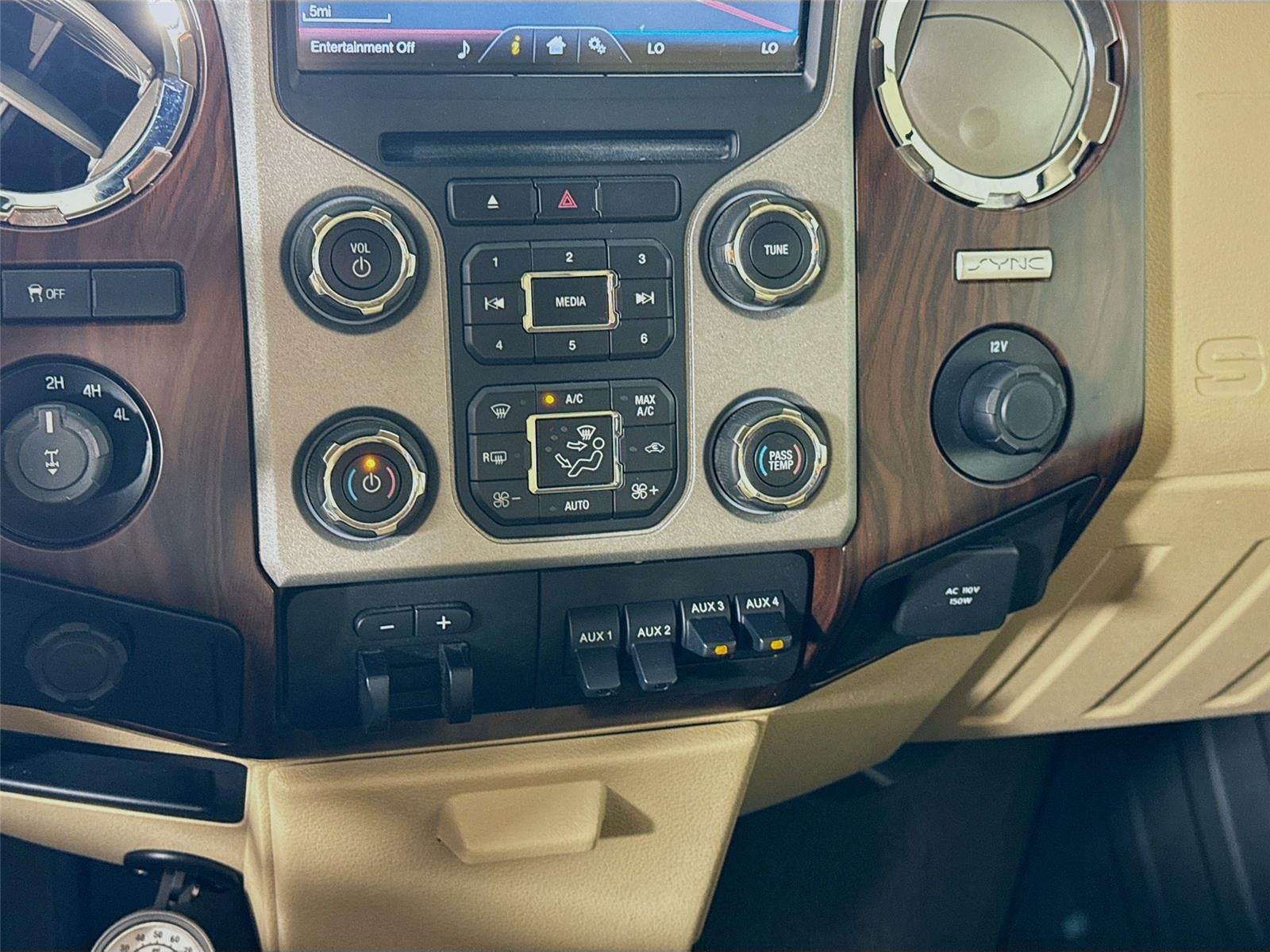 2016 Ford Super Duty F-250 SRW Lariat