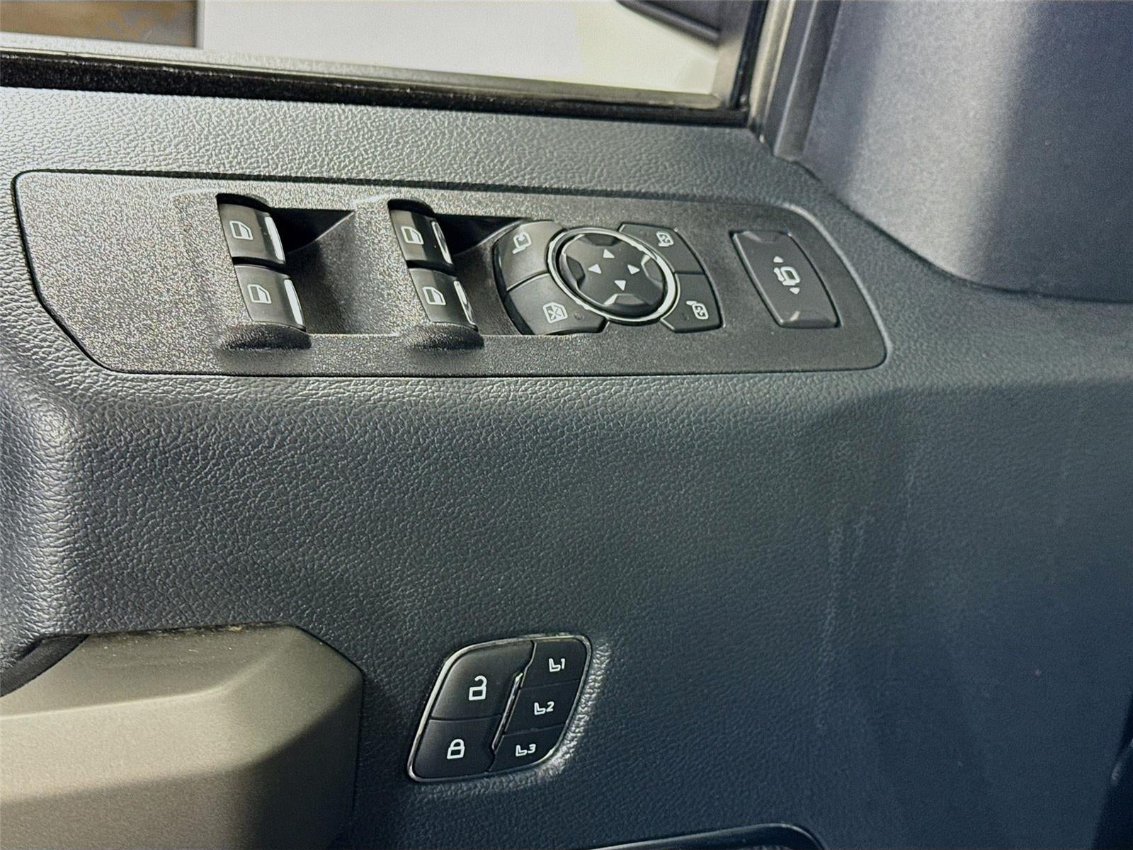 2022 Ford Super Duty F-350 SRW XL