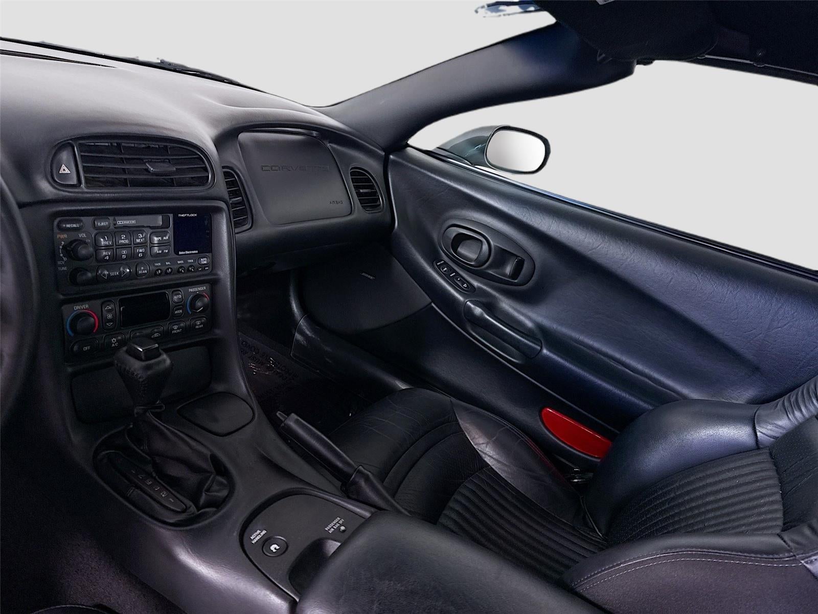 2004 Chevrolet Corvette 2dr Convertible