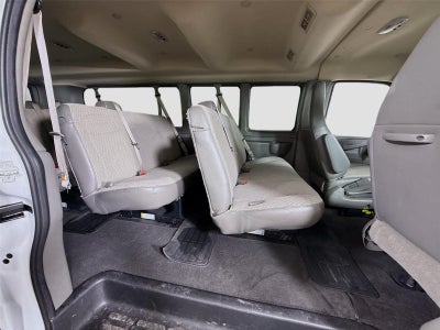 2025 Chevrolet Express Passenger 1LT