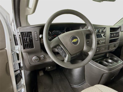2025 Chevrolet Express Passenger 1LT