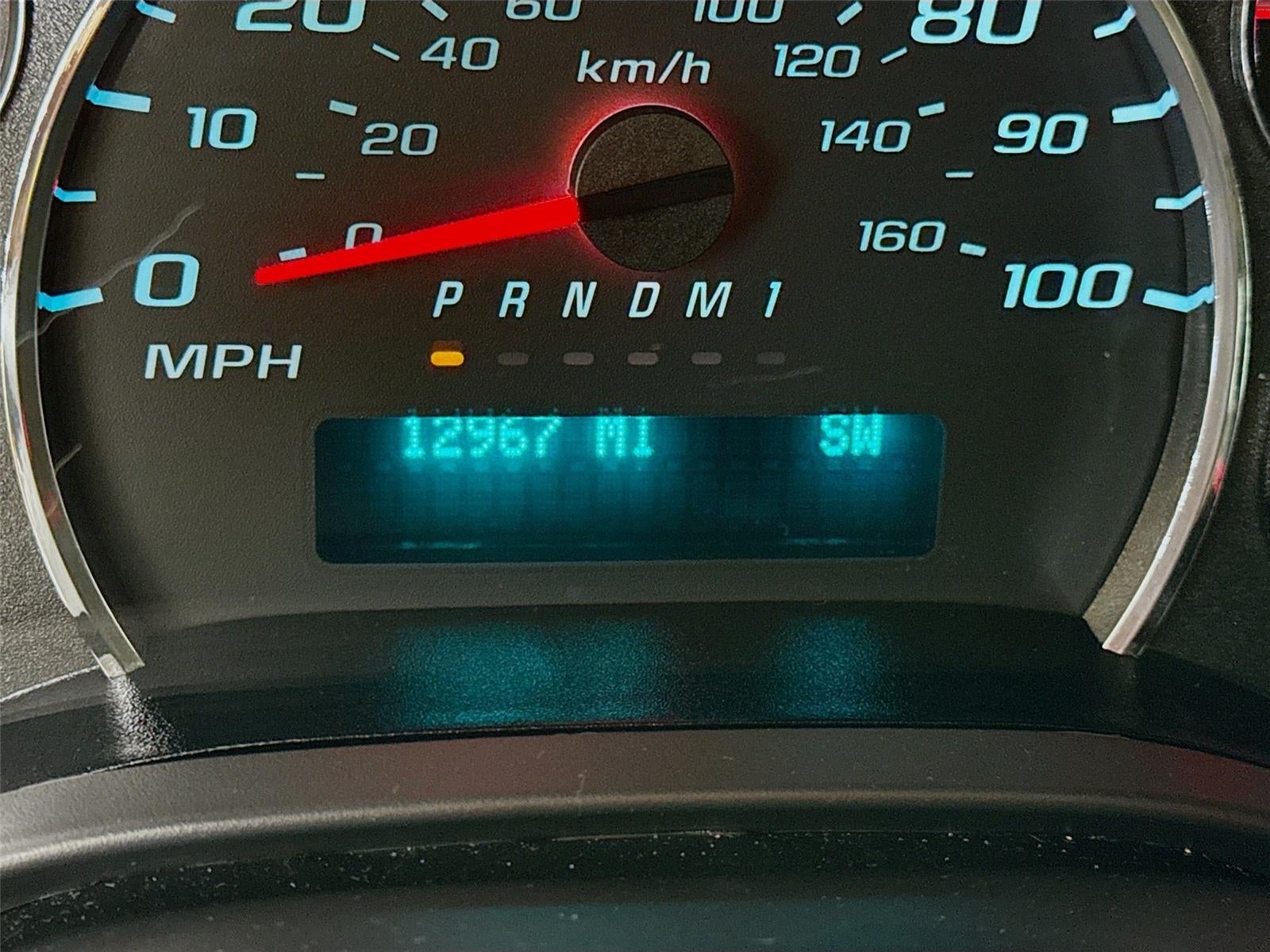 2025 Chevrolet Express Passenger 1LT