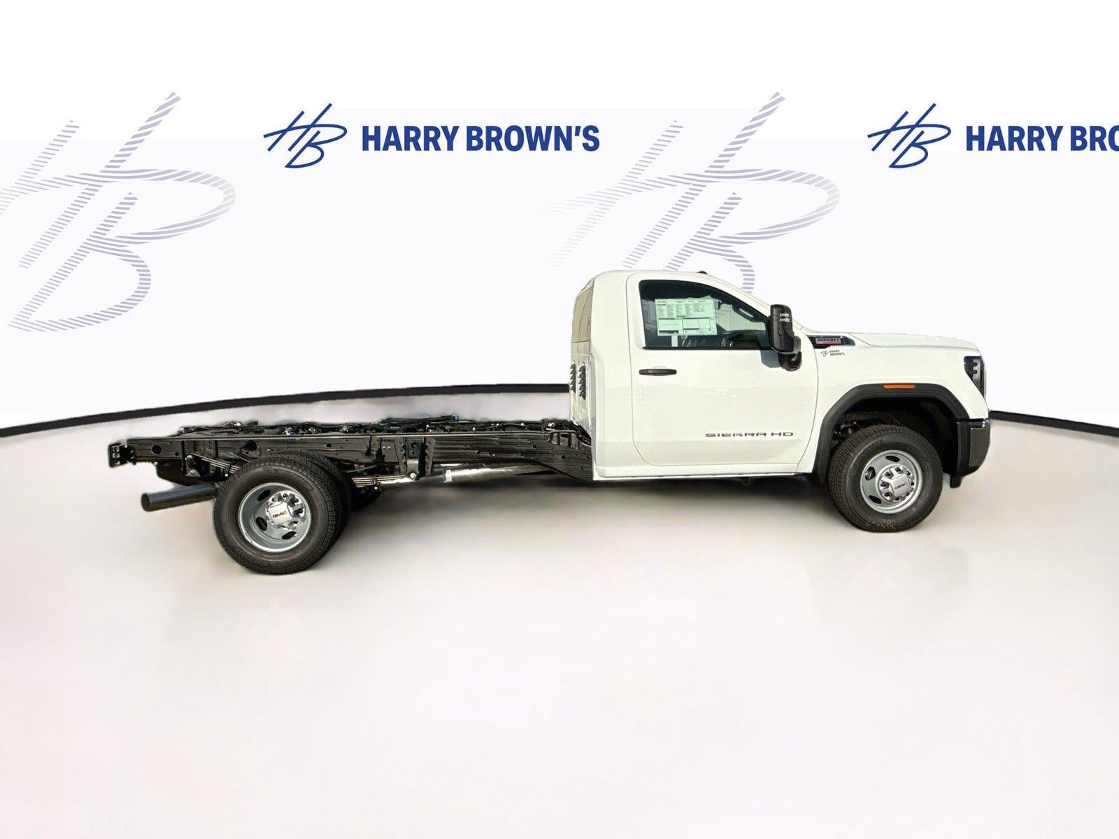 2026 GMC Sierra 3500 HD Chassis Cab Pro