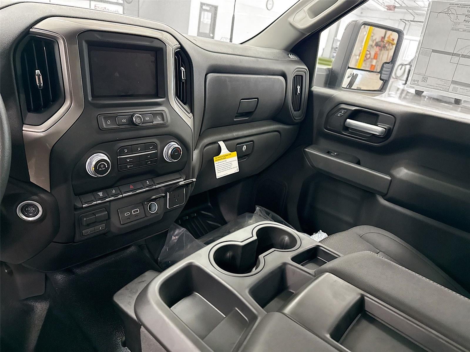 2026 GMC Sierra 3500 HD Chassis Cab Pro