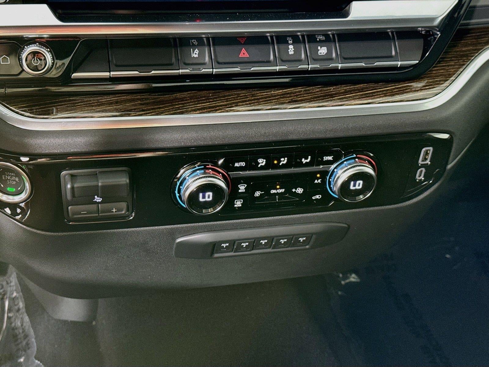 2026 GMC Sierra 3500 HD SLE