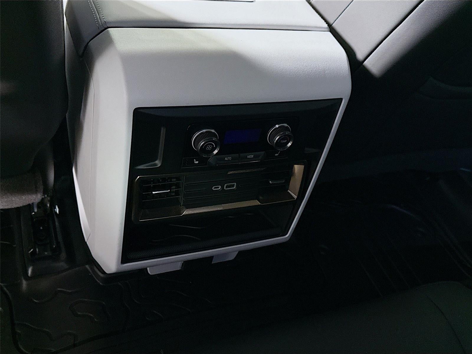 2024 GMC HUMMER EV SUV 2X