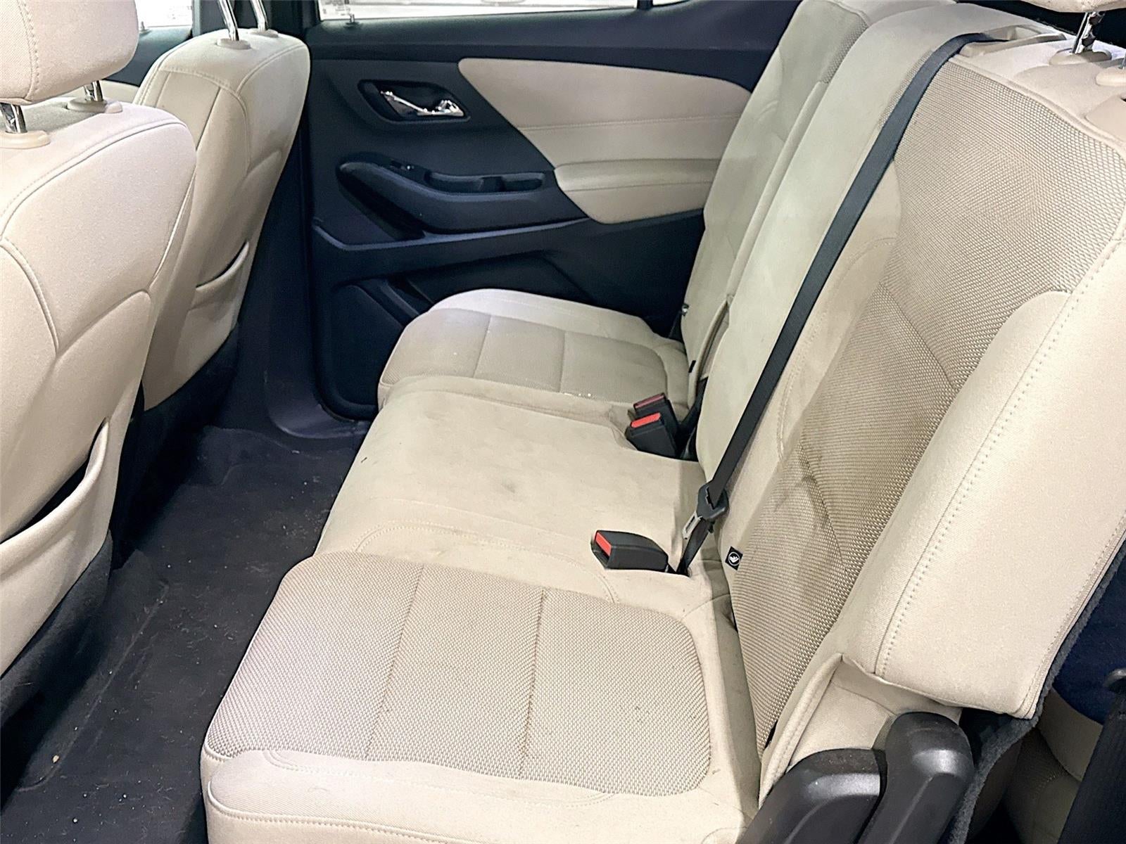 2022 Chevrolet Traverse LS