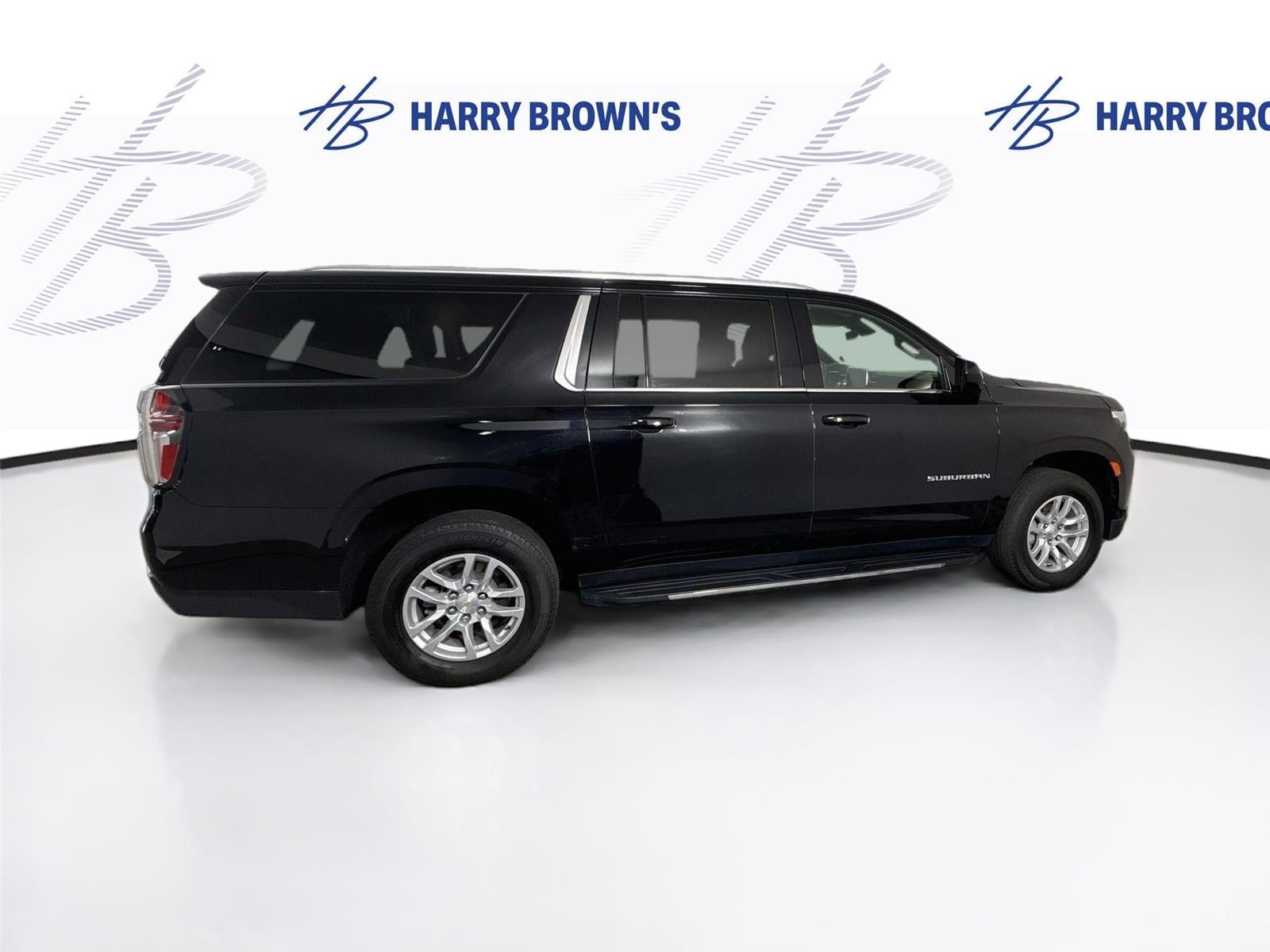 2023 Chevrolet Suburban LT