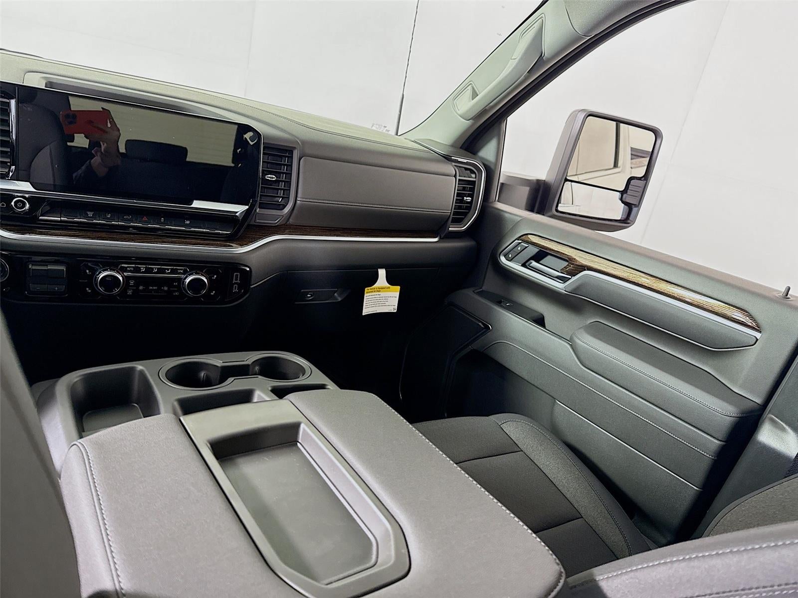 2026 GMC Sierra 3500 HD SLE