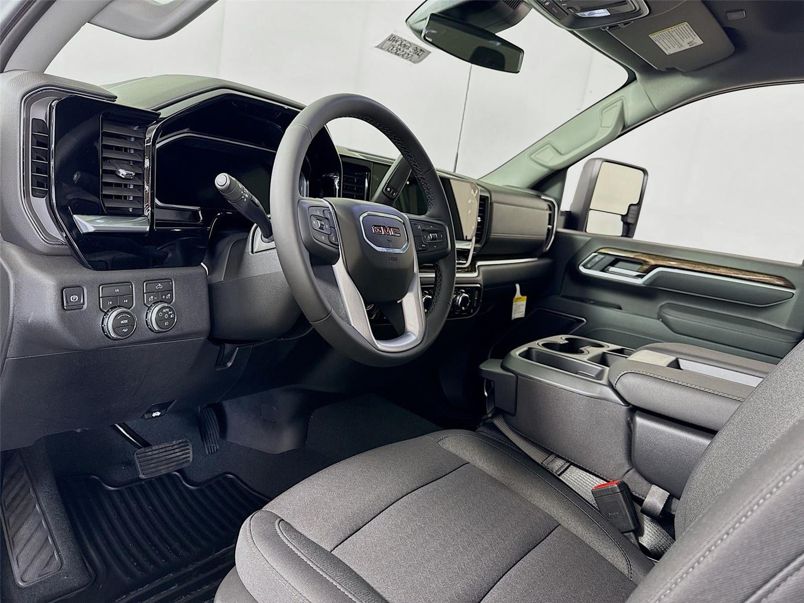 2026 GMC Sierra 3500 HD SLE