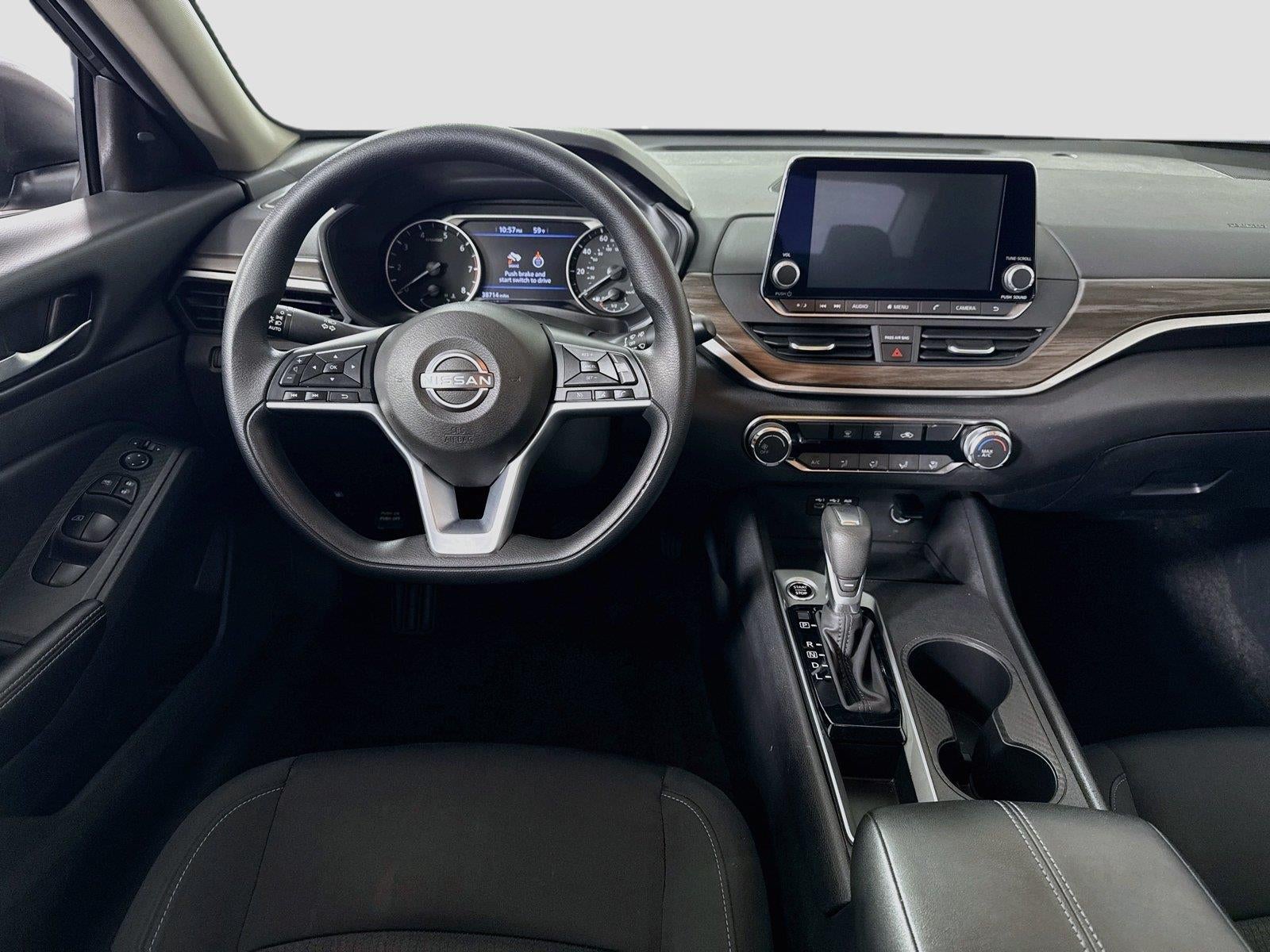 Used 2025 Nissan Altima SV with VIN 1N4BL4DV9SN388533 for sale in Faribault, MN