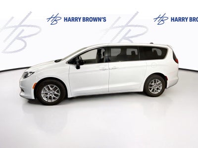 2024 Chrysler Voyager LX