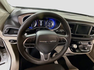 2024 Chrysler Voyager LX