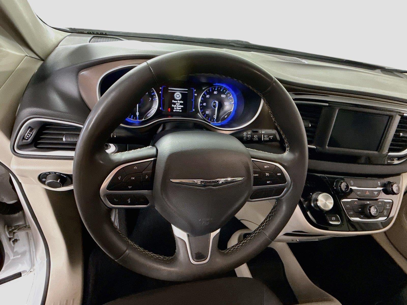 2024 Chrysler Voyager LX