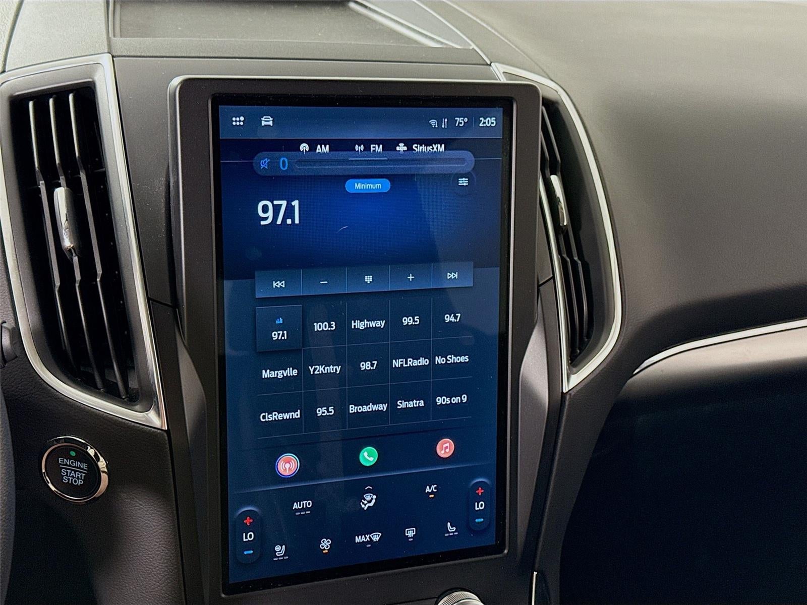 2024 Ford Edge Titanium