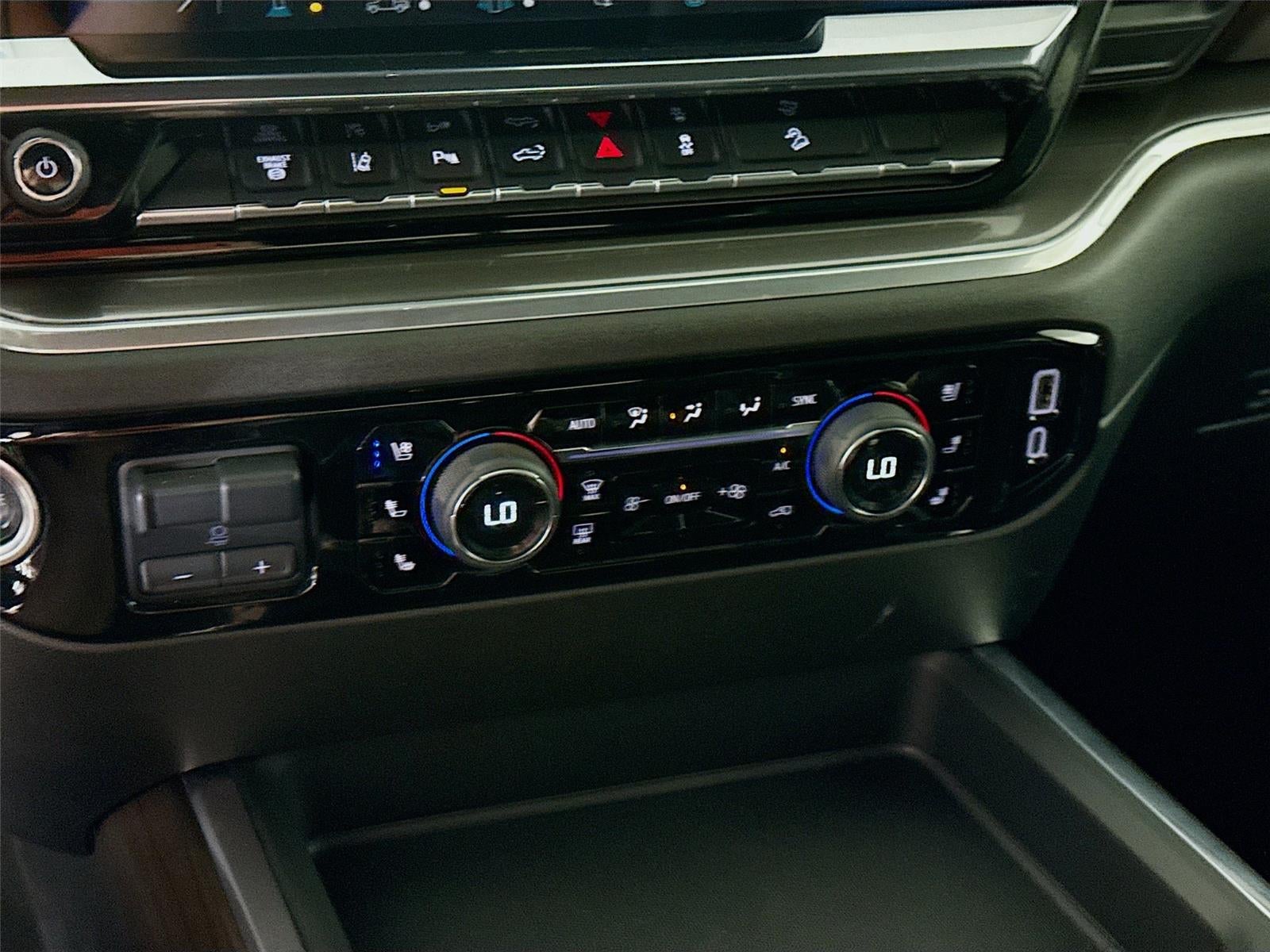 2025 Chevrolet Silverado 3500 HD High Country