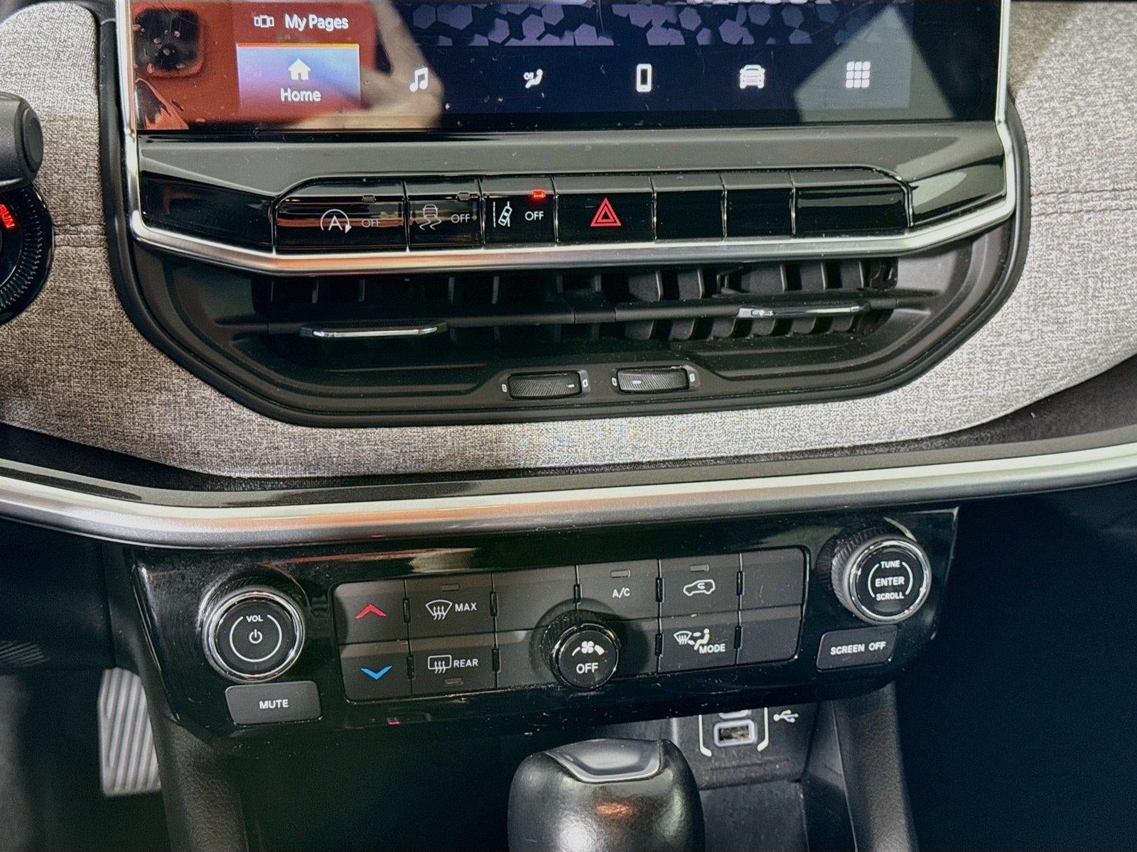 2023 Jeep Compass Latitude Lux