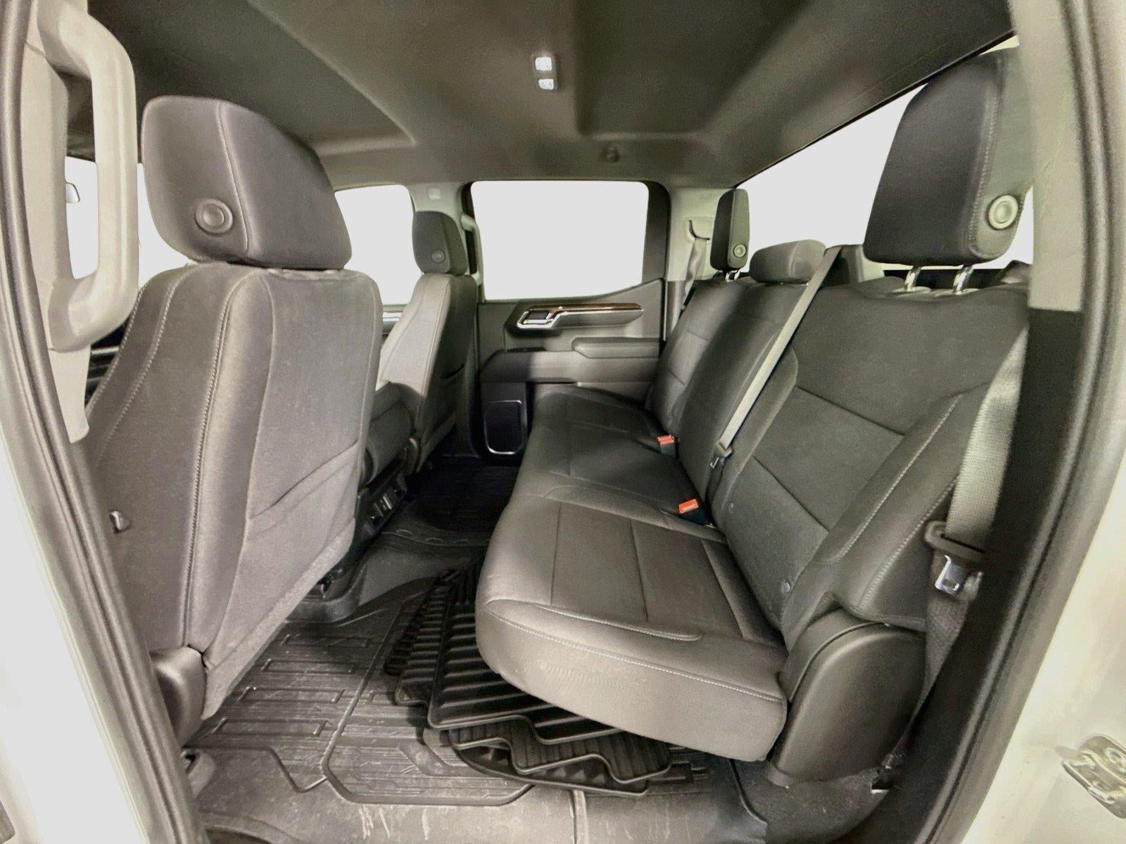2025 GMC Sierra 1500 SLE