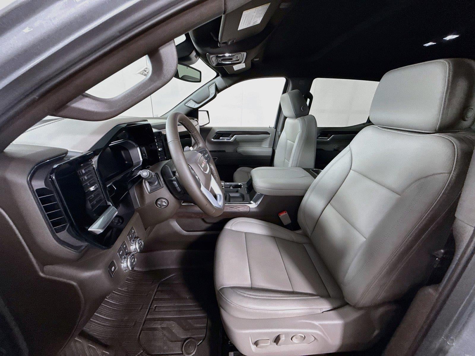 2026 GMC Sierra 1500 SLT - Photo 16