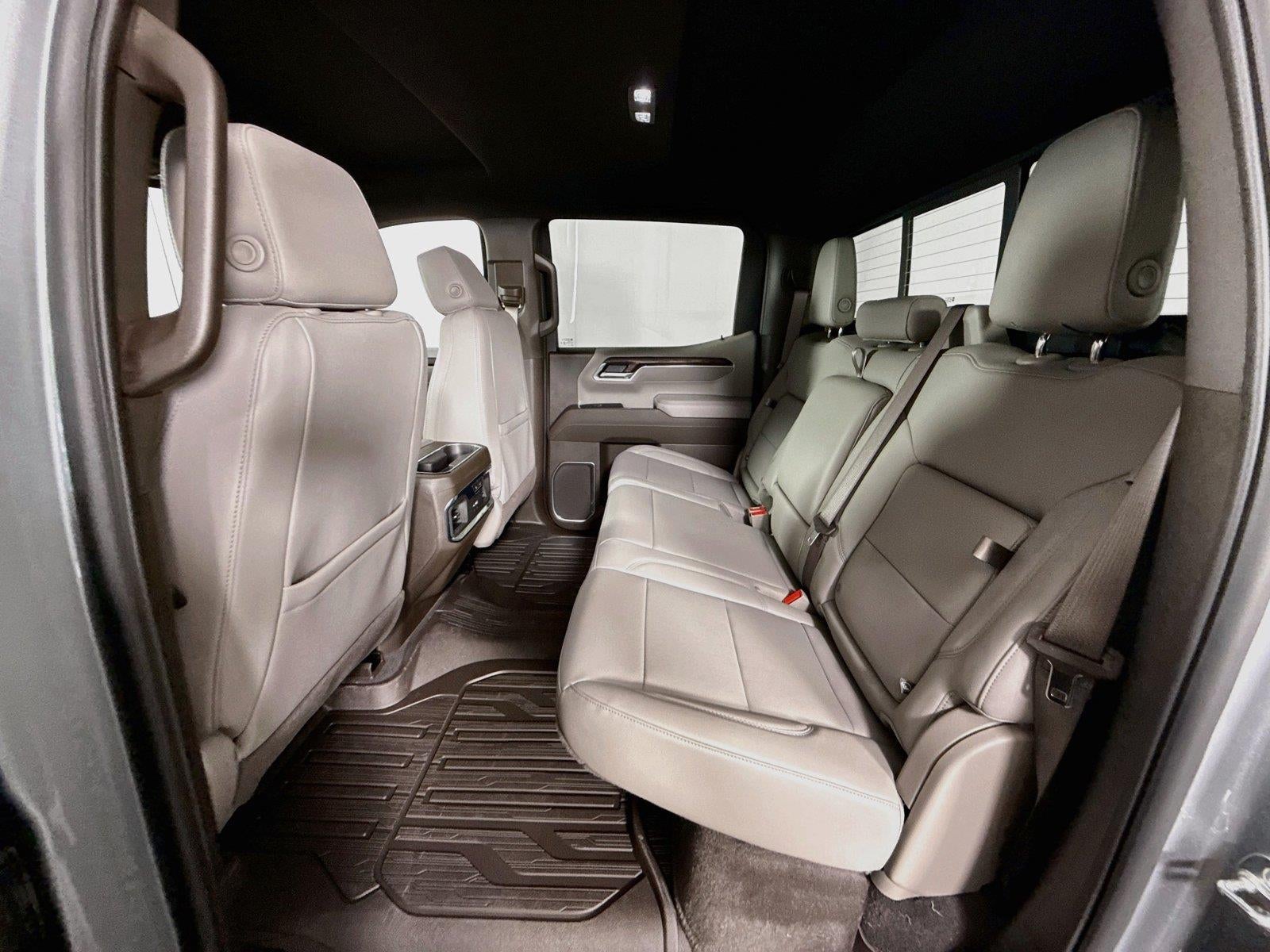 2026 GMC Sierra 1500 SLT - Photo 18