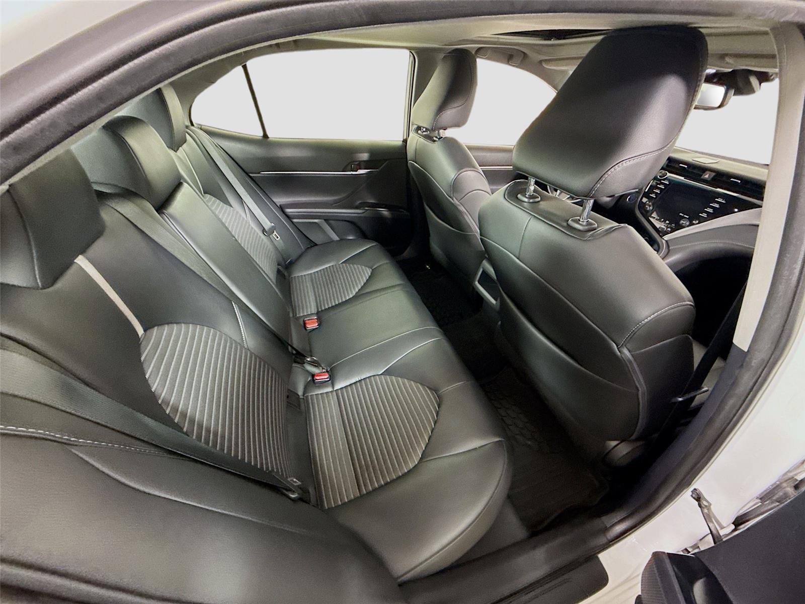 2018 Toyota Camry Hybrid LE