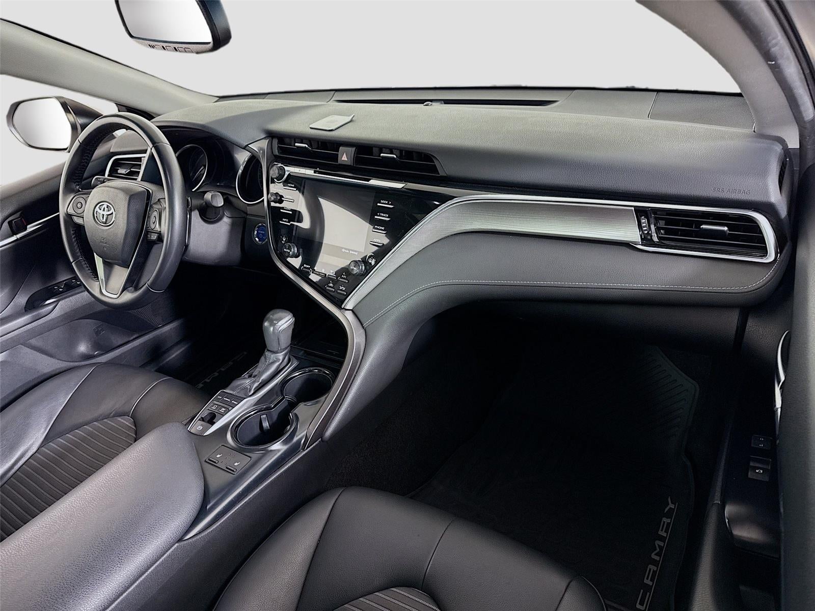 2018 Toyota Camry Hybrid LE