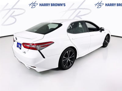 2018 Toyota Camry Hybrid LE