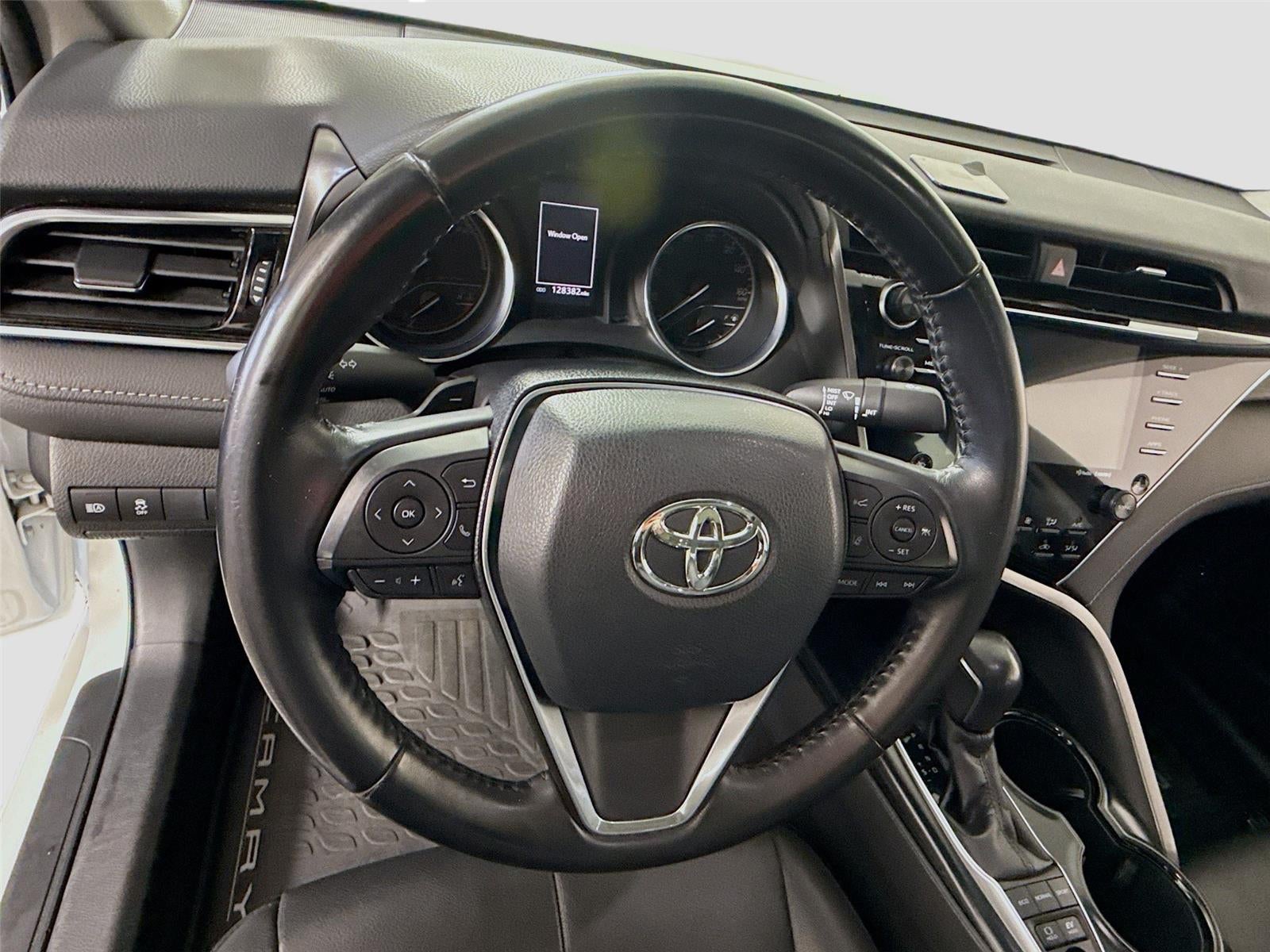 2018 Toyota Camry Hybrid LE