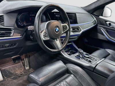 2022 BMW X7 M50i